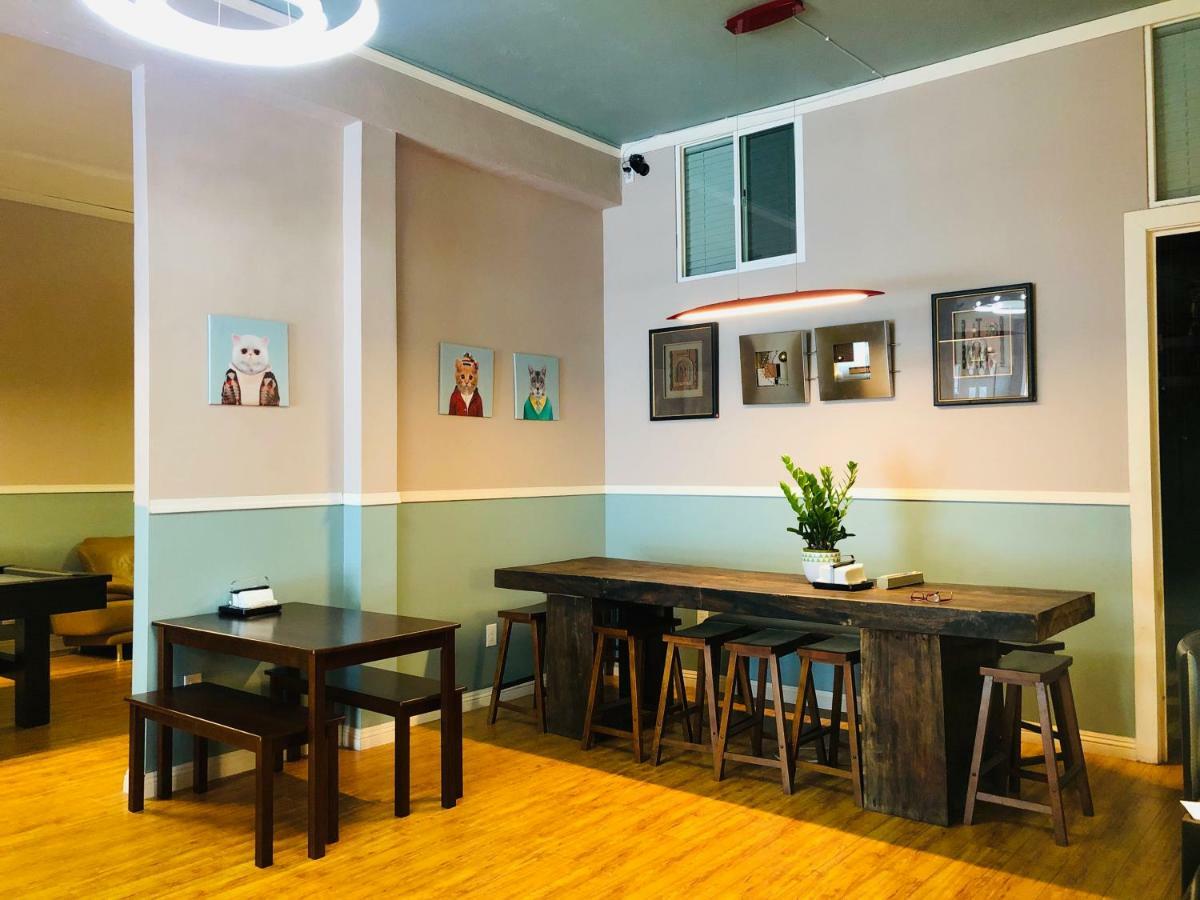 Melrose (adults Only) * Los Angeles